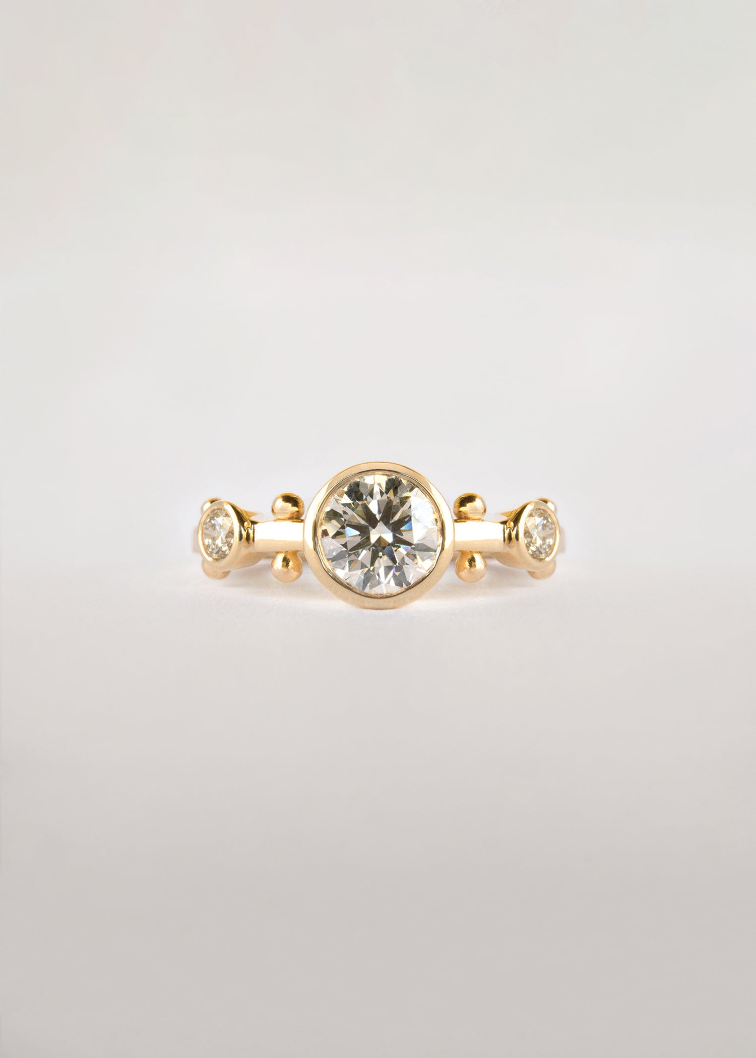 White Diamond Crown Kaori Ring – M. Hisae