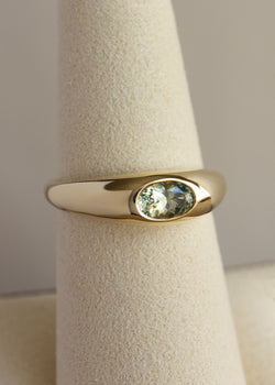 Light Green Sapphire Classic Risa Ring