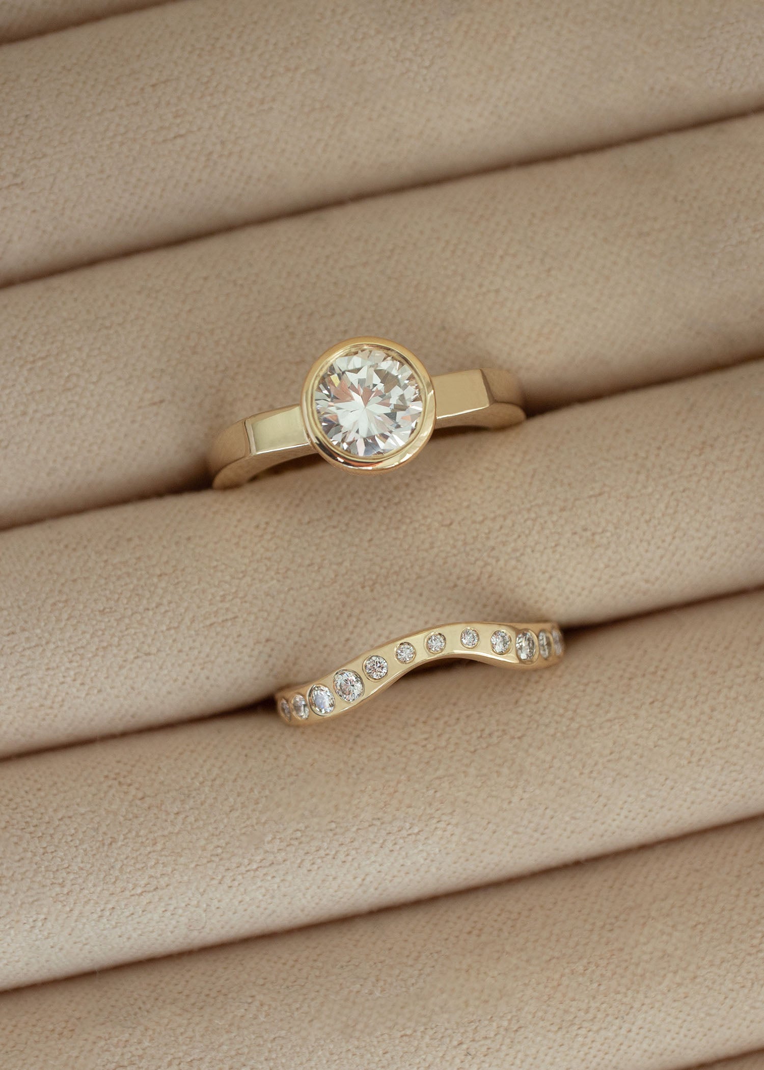 In Stock | White Diamond Classic Lana Band