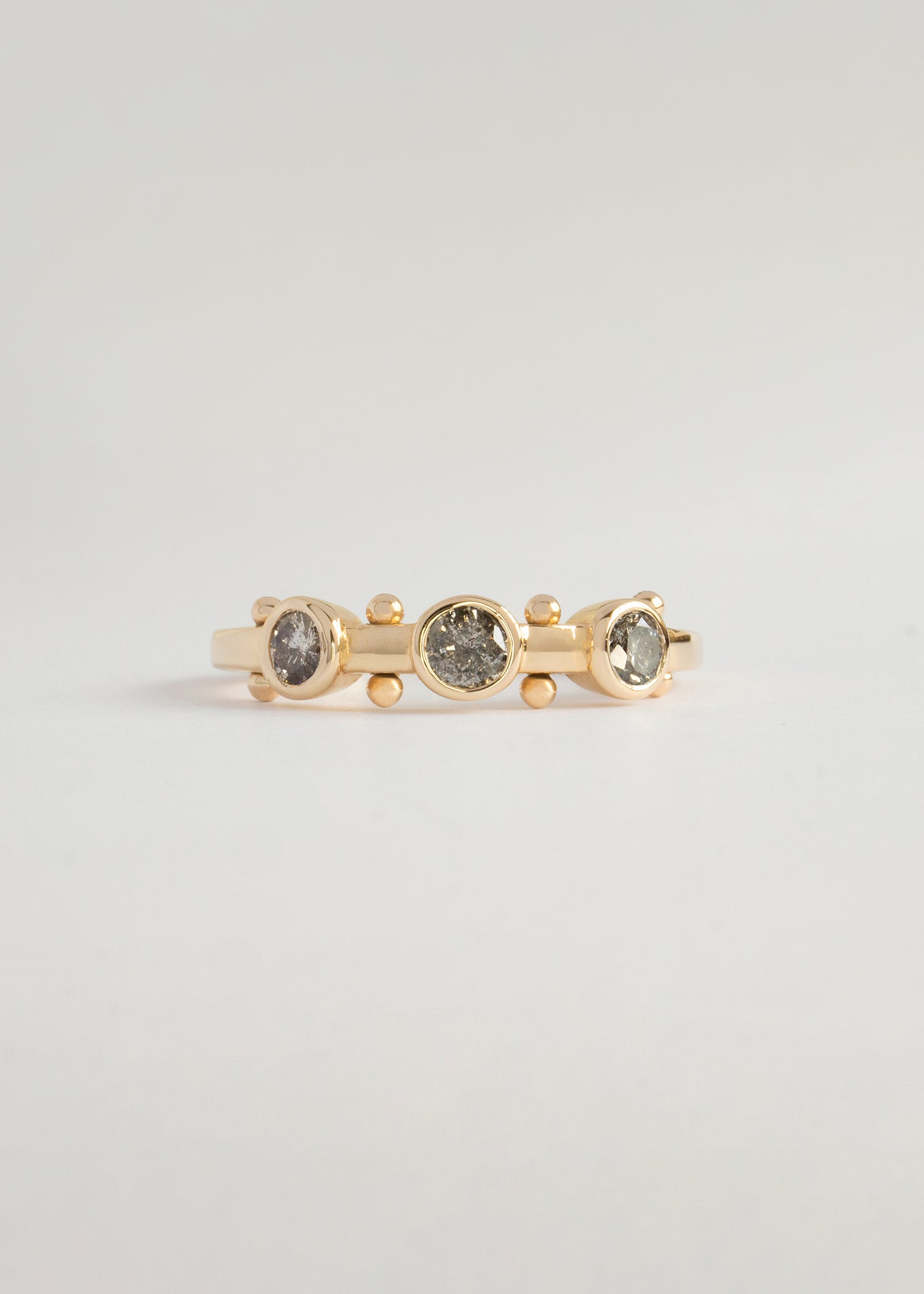 In Stock | 3-Stone Grey Diamond Koemi Ring