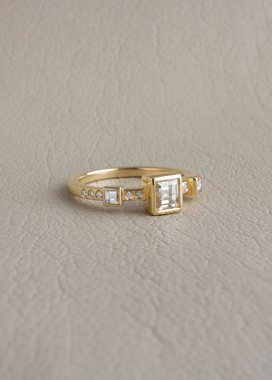 In Stock | Hikaru Ring No.9 - Carré Cut Antique White Diamond