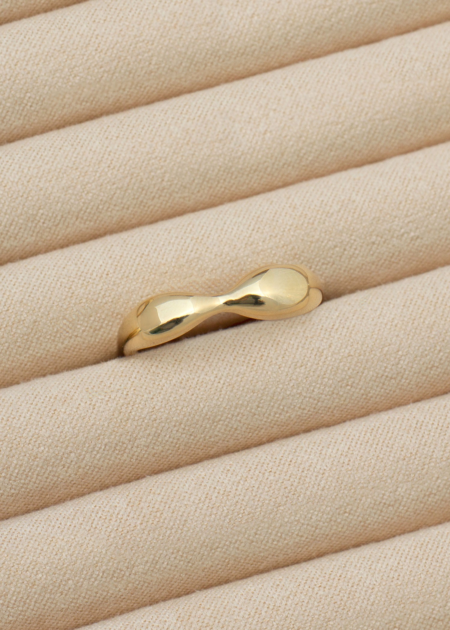In Stock | Figure Ring
