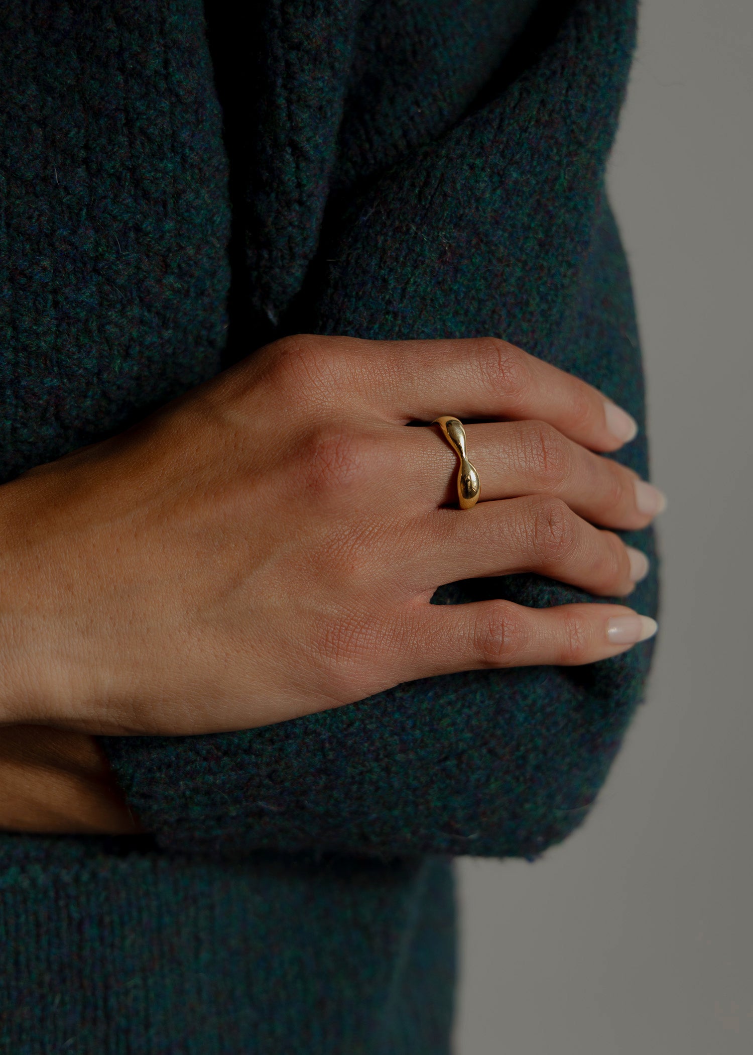 Figure Ring