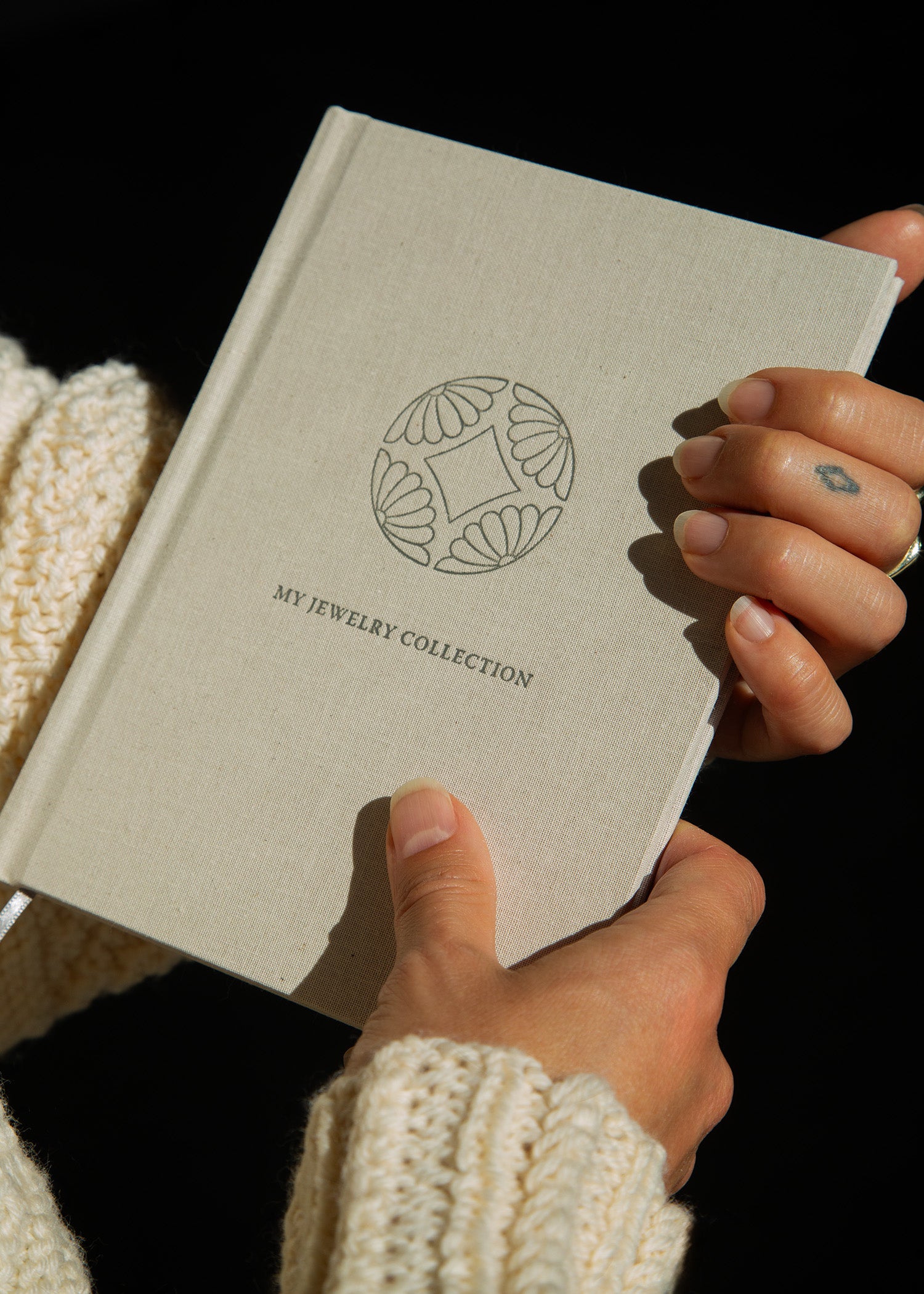 The Jewelry Diary (limited edition)