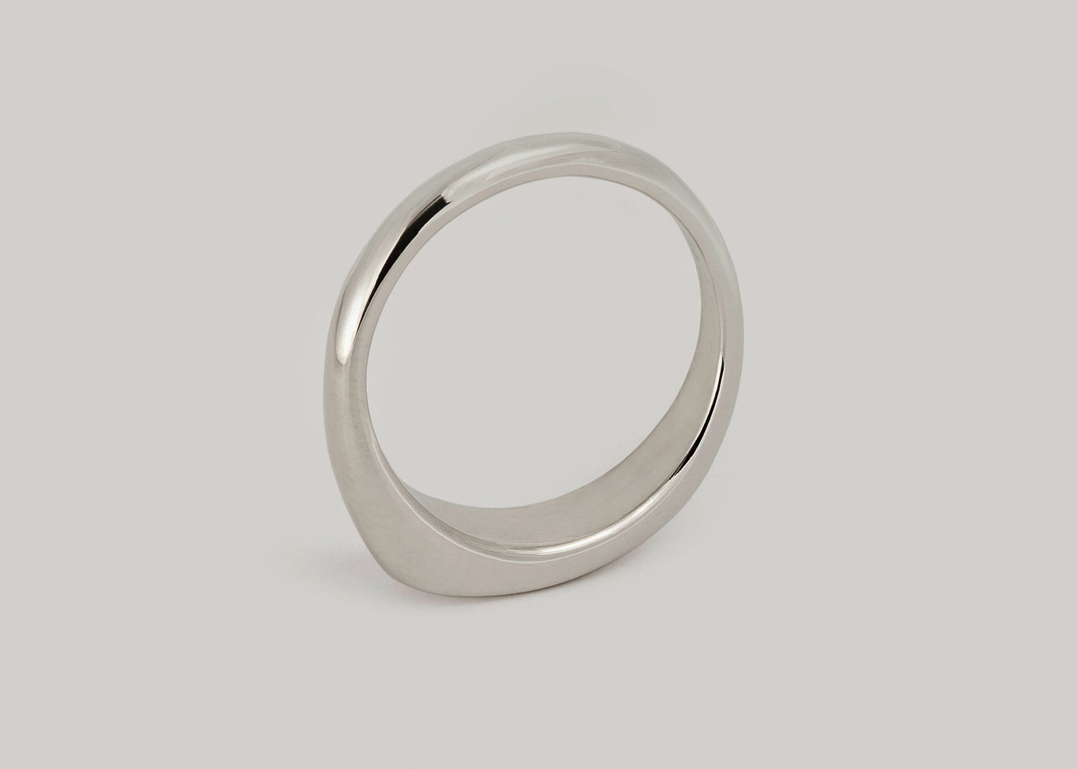 In Stock | Lila Ring
