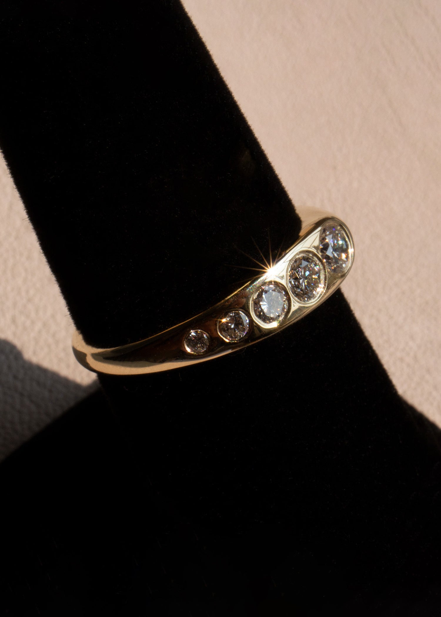 In Stock | Grey Diamond Lila Suprima Ring