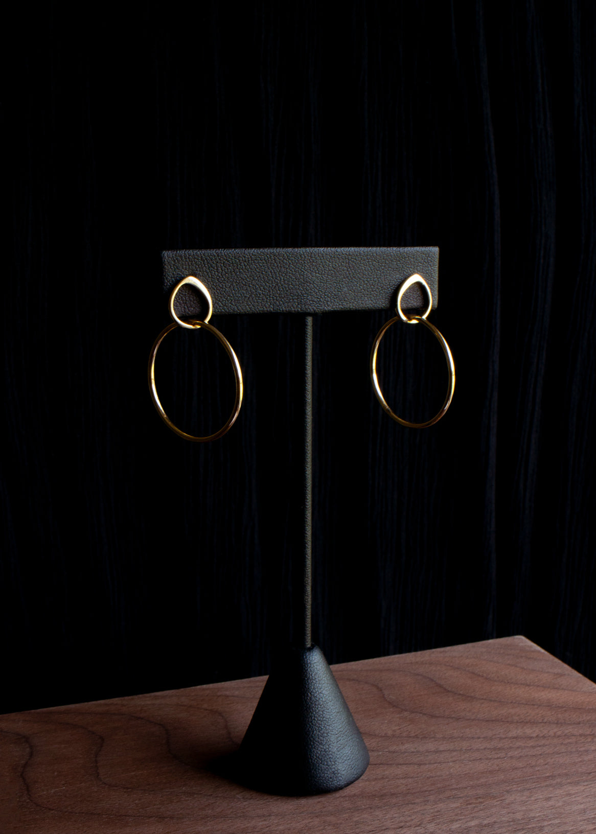 In Stock | Medium Lilia Hoops
