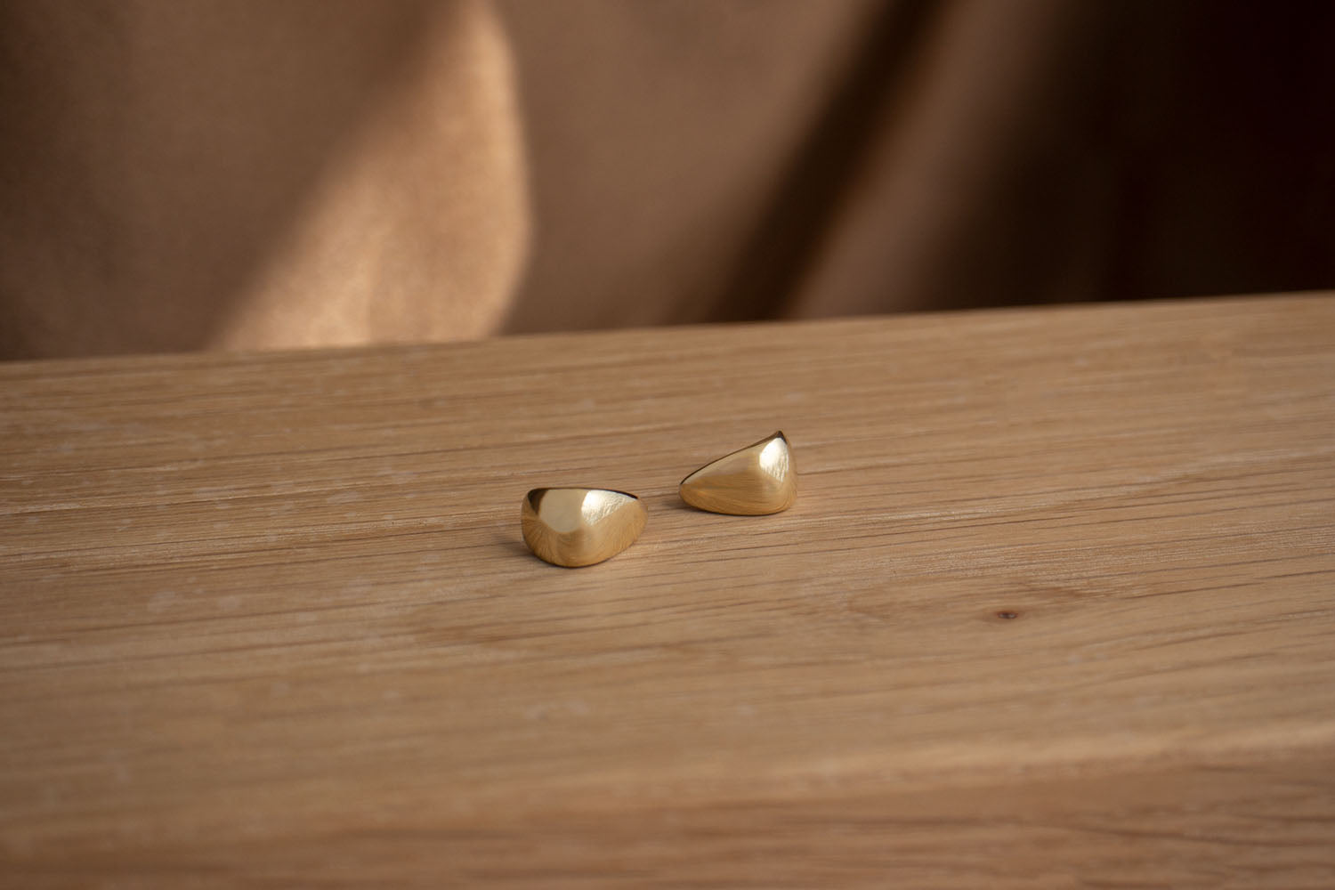 In Stock | Yumi Ear Huggers