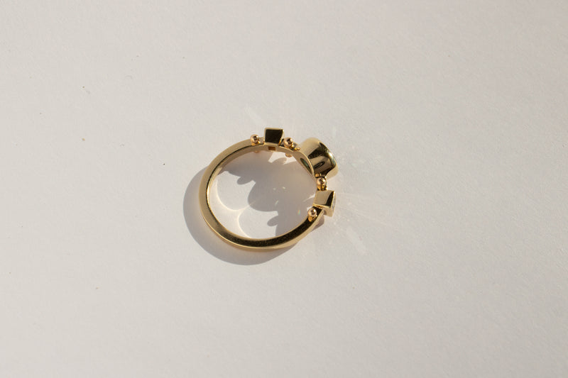 Kaori Ring No.4 - Oval Teal Australian Sapphire & Cognac Diamond