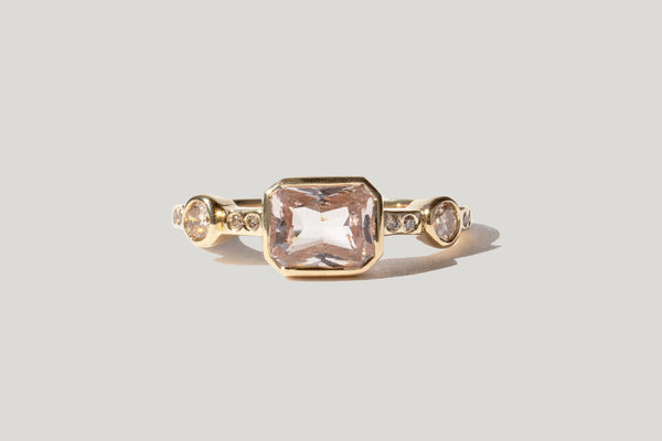 Hikaru Ring No.2 - Light Pink Sapphire & Champagne Diamond